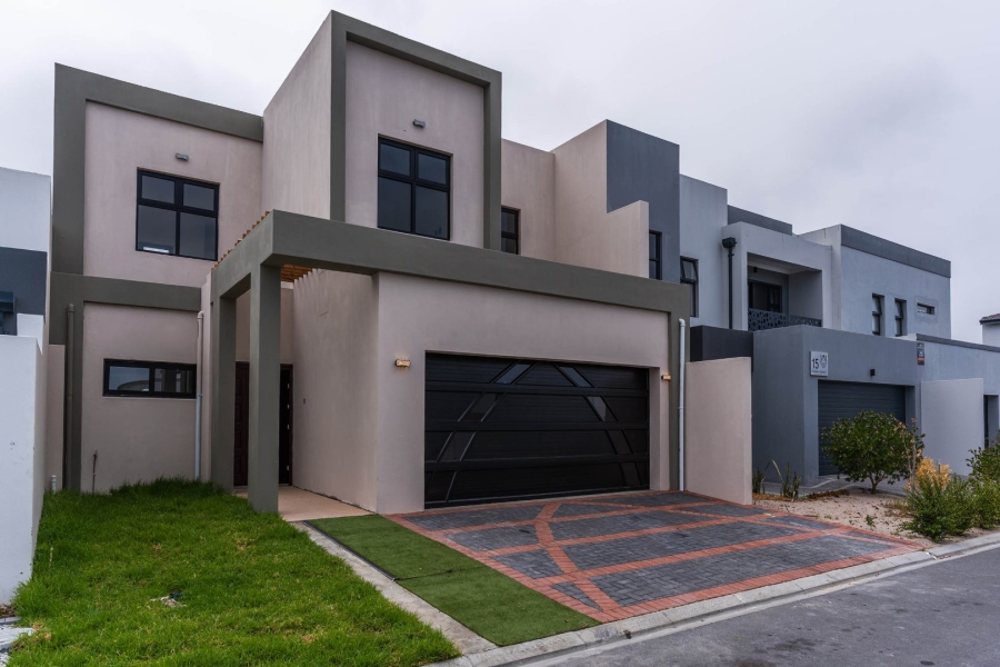 3 Bedroom Property for Sale in Sandown Western Cape